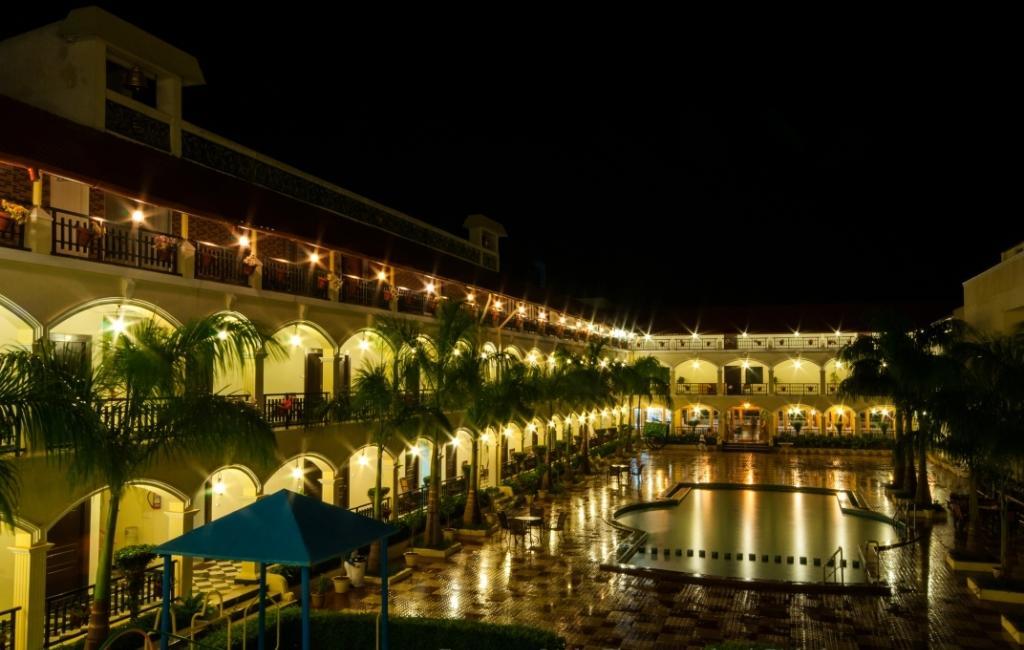 Kumararraja Palace Yelagiri Esterno foto