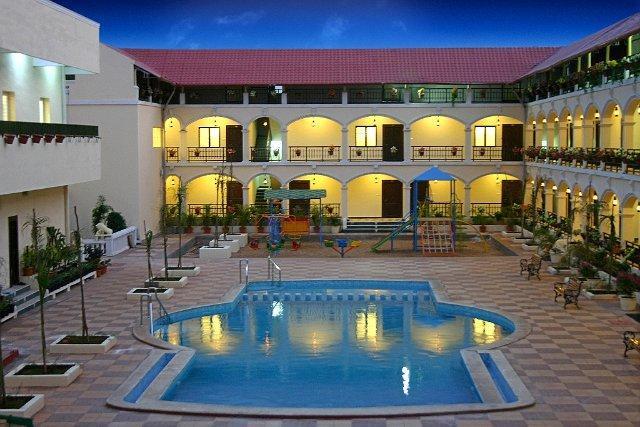 Kumararraja Palace Yelagiri Esterno foto