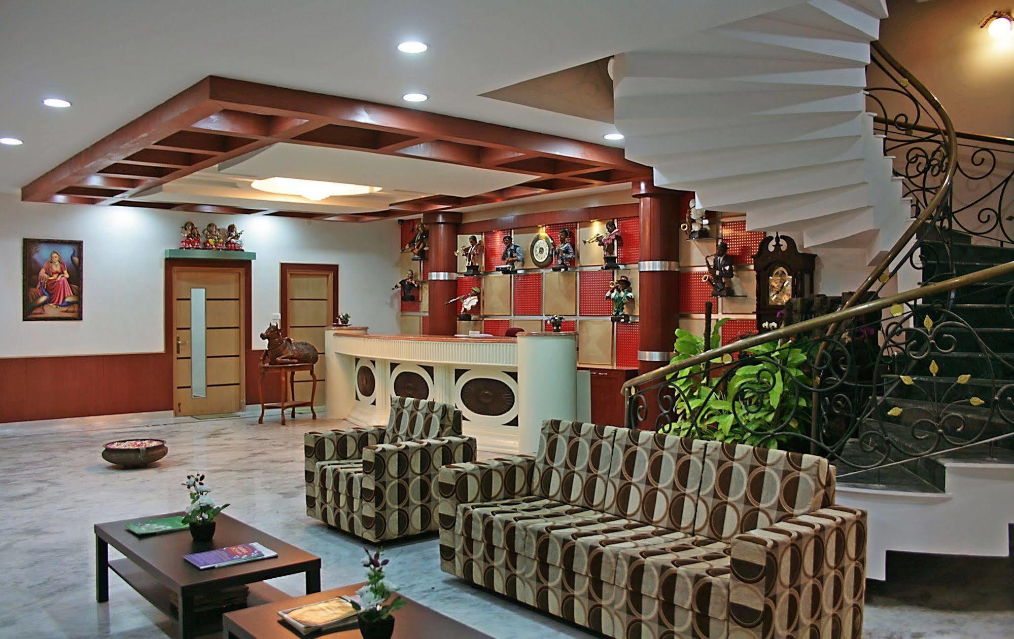 Kumararraja Palace Yelagiri Esterno foto