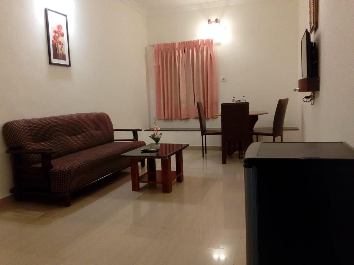 Kumararraja Palace Yelagiri Esterno foto